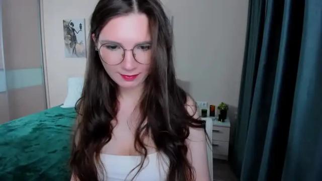 Image 6 of shineshyness Stream on Chaturbate on 18 months ago