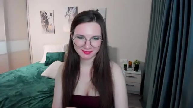 Image 2 of shineshyness Stream on Chaturbate on 18 months ago
