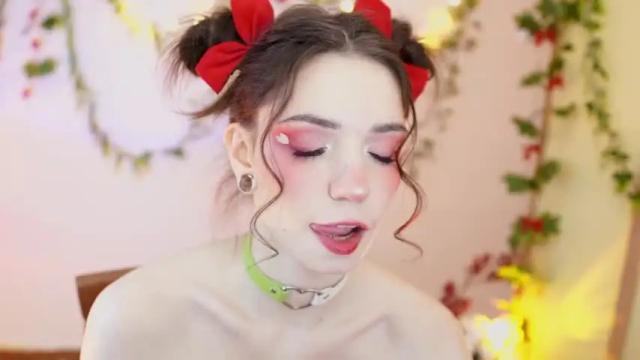 Image 2 of shiny_jail Stream on Chaturbate on 15 months ago