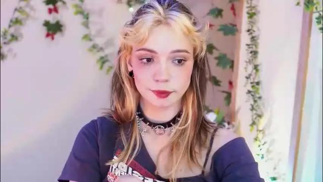 Image 10 of shiny_jail Stream on Chaturbate on 2 months ago