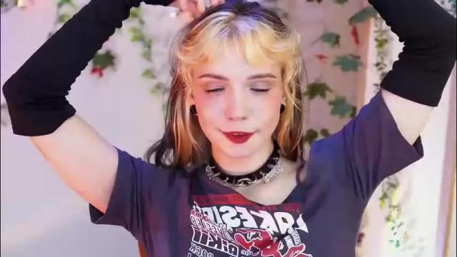 Image 8 of shiny_jail Stream on Chaturbate on 2 months ago