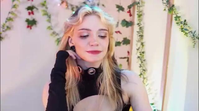 Thumbnail 1, shiny_jail's Stream at Chaturbate, 2 months ago