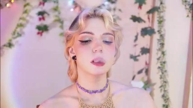 Image 2 of shiny_jail Stream on Chaturbate on 2 months ago