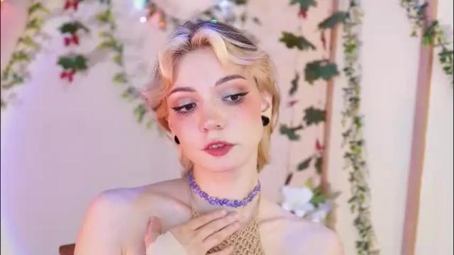 Image 3 of shiny_jail Stream on Chaturbate on 2 months ago