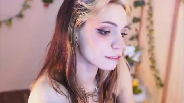 Image 2 of shiny_jail Stream on Chaturbate on 2 months ago