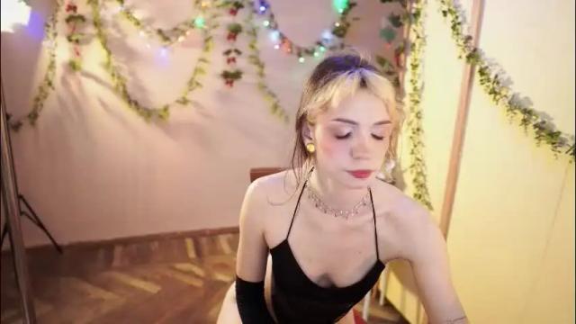 Image 2 of shiny_jail Stream on Chaturbate on 1 month ago