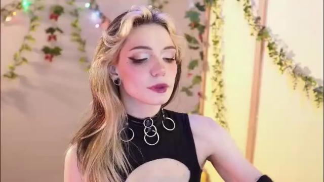 Image 3 of shiny_jail Stream on Chaturbate on 1 month ago