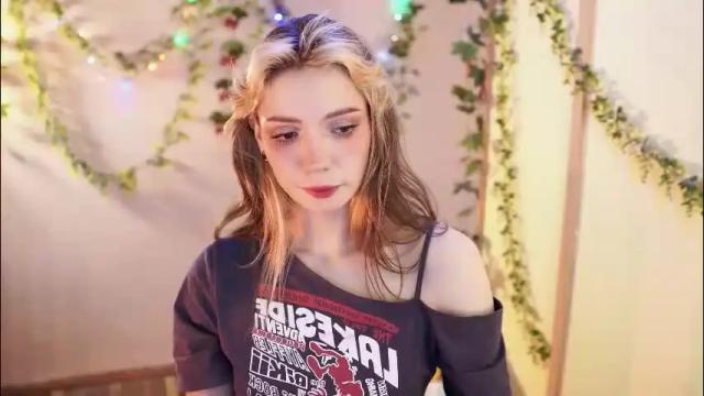 Thumbnail 1, shiny_jail's Stream at Chaturbate, 1 month ago