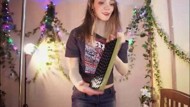 Image 3 of shiny_jail Stream on Chaturbate on 1 month ago