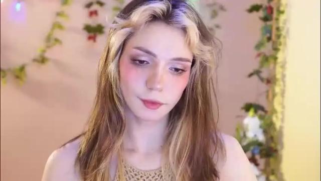 Image 3 of shiny_jail Stream on Chaturbate on 27 days ago