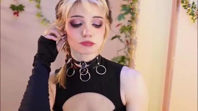 Thumbnail 3, shiny_jail's Stream at Chaturbate, 1 month ago