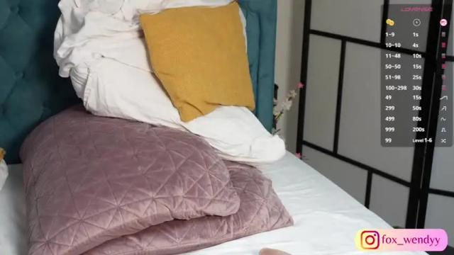 Image 8 of shiny_lily Stream on Chaturbate on 1 month ago