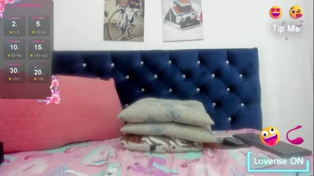 Image 7 of shira_sexylove Stream on Chaturbate on 10 days ago