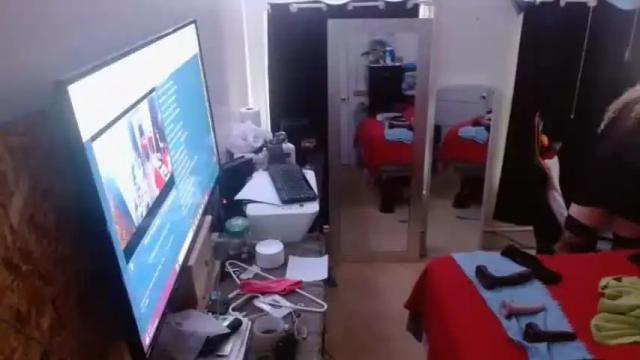 Image 3 of shirleyjo Stream on Chaturbate on 16 months ago