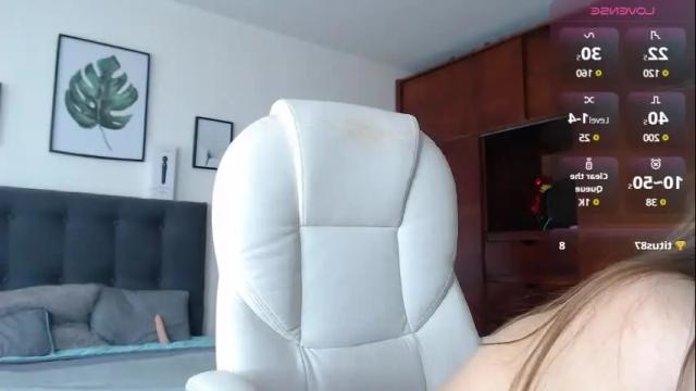 Image 2 of shirly_vannicelli Stream on Chaturbate on 6 days ago