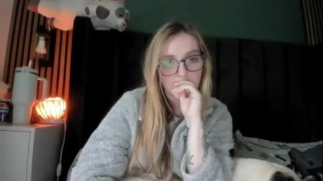 Image 12 of short_sweetpea Stream on Chaturbate on 1 month ago