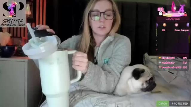 Image 4 of short_sweetpea Stream on Chaturbate on 1 month ago