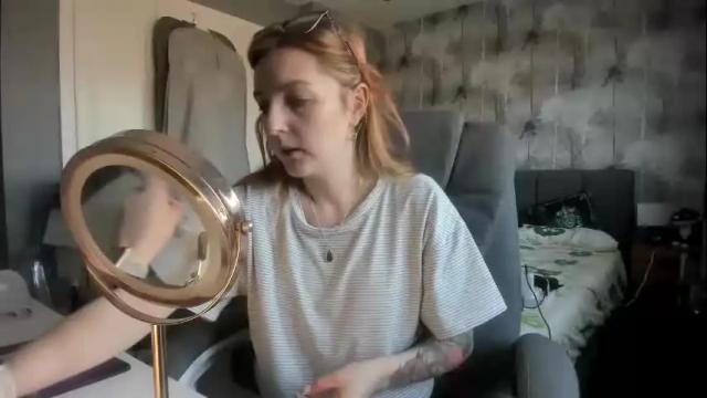 Image 4 of short_sweetpea Stream on Chaturbate on 7 days ago