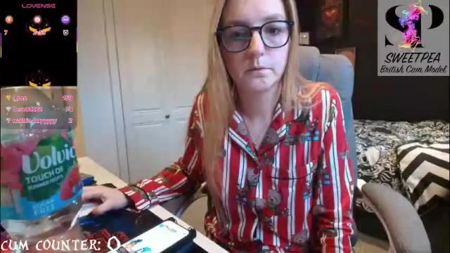 Image 3 of short_sweetpea Stream on Chaturbate on 2 months ago