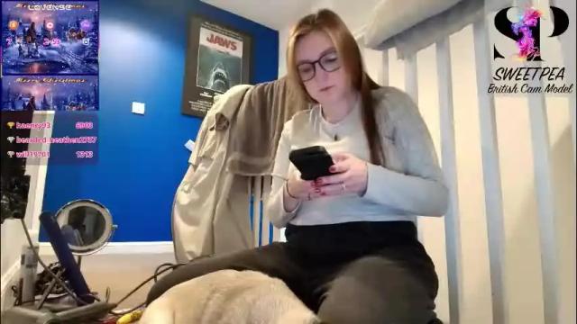 Image 3 of short_sweetpea Stream on Chaturbate on 27 days ago