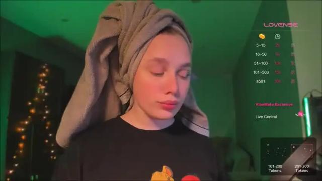 Image 3 of shorty_di Stream on Chaturbate on 19 months ago