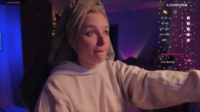 Image 7 of shorty_di Stream on Chaturbate on 17 months ago
