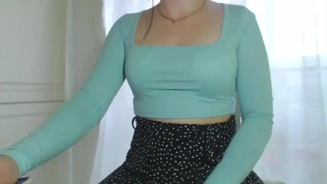 Image 8 of shy_26 Stream on Chaturbate on 14 months ago