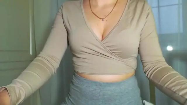 Image 4 of shy_26 Stream on Chaturbate on 14 months ago