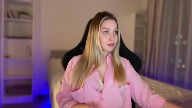 Thumbnail 1, shy_bee's Stream at Chaturbate, 14 months ago