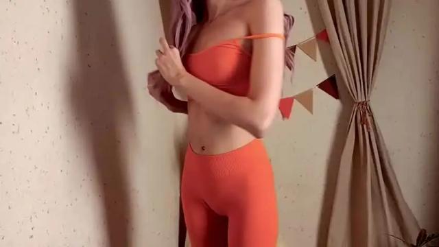 Image 7 of shy_diana_ Stream on Chaturbate on 19 months ago