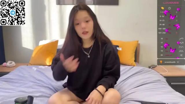 Thumbnail 2, shy_lee33's Stream at Chaturbate, 19 months ago