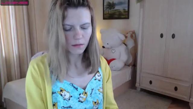 Image 7 of shy_moony Stream on Chaturbate on 14 months ago