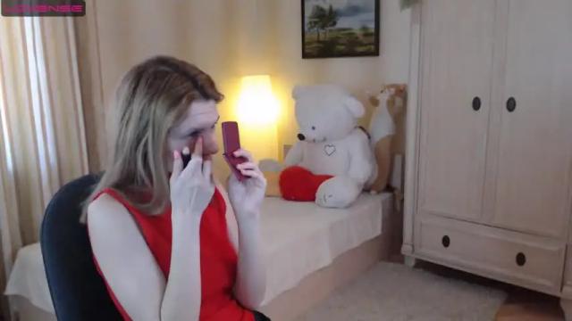 Image 4 of shy_moony Stream on Chaturbate on 13 months ago