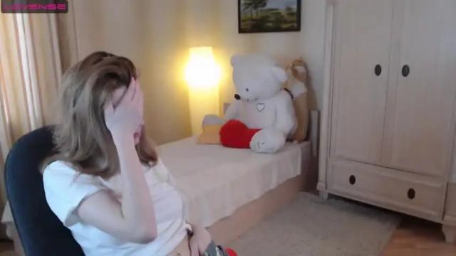 Image 12 of shy_moony Stream on Chaturbate on 13 months ago
