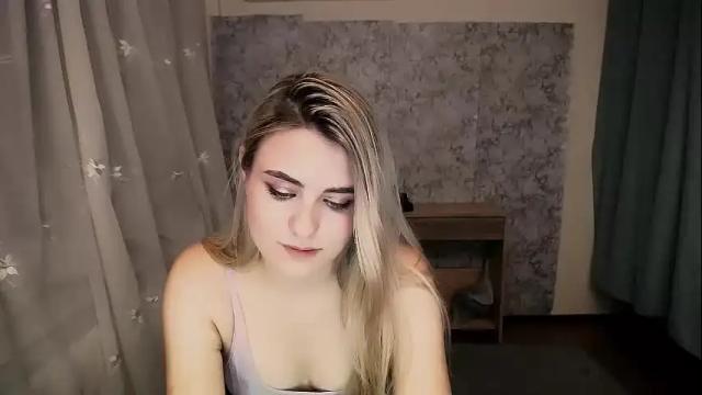 Image 8 of shy_sabrina_ Stream on Chaturbate on 1 month ago