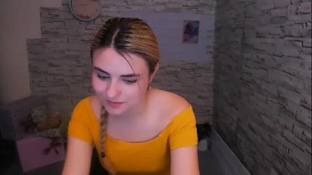 Image 8 of shy_sabrina_ Stream on Chaturbate on 1 month ago