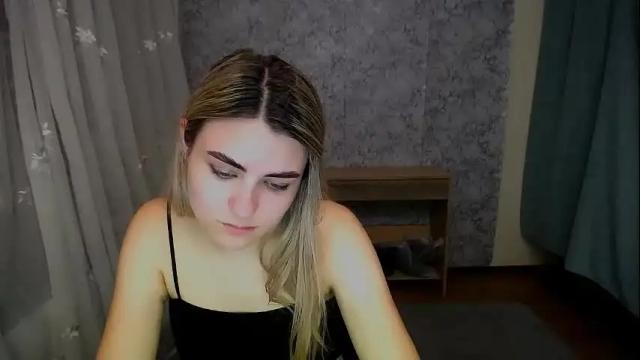 Image 6 of shy_sabrina_ Stream on Chaturbate on 28 days ago