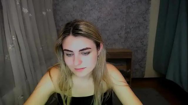 Image 8 of shy_sabrina_ Stream on Chaturbate on 28 days ago