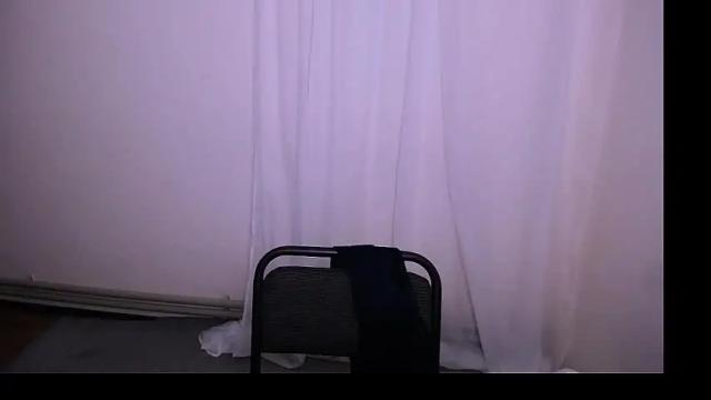 Image 2 of shy_star_amy Stream on Chaturbate on 18 months ago