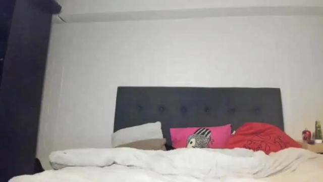Image 11 of shy_student_alice Stream on Chaturbate on 15 months ago