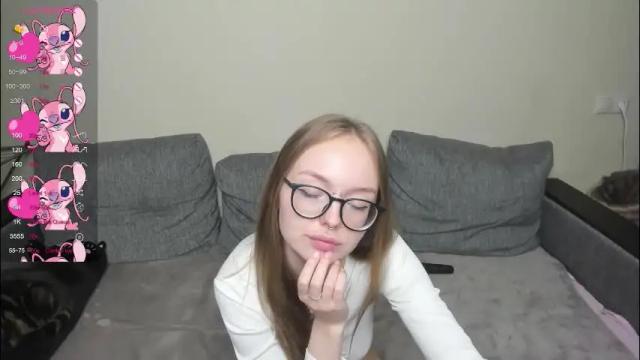 Image 12 of shy_suchka Stream on Chaturbate on 5 days ago