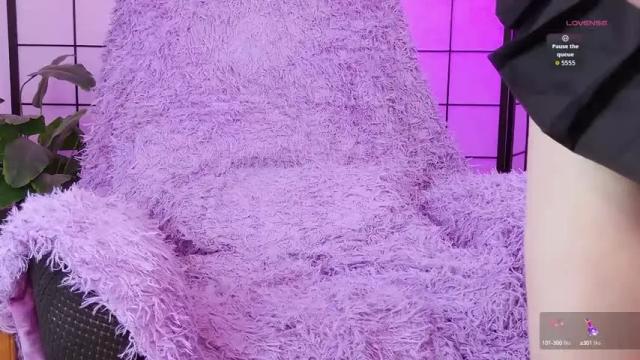 Image 3 of shycinderella Stream on Chaturbate on 27 days ago