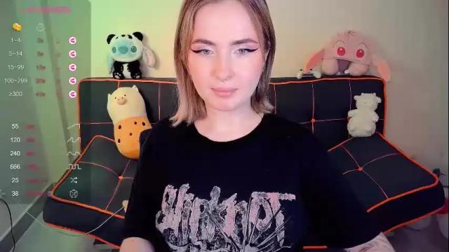 Image 6 of shyfoxxxy Stream on Chaturbate on 1 month ago
