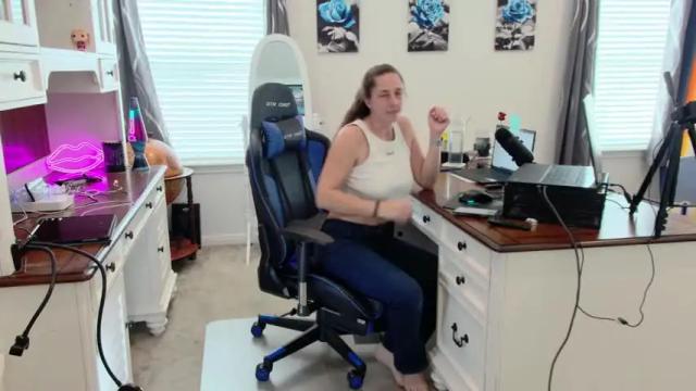 Image 10 of shysuperherogrrl Stream on Chaturbate on 13 months ago