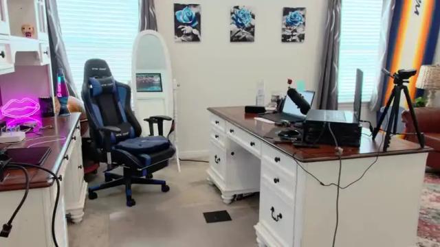 Image 11 of shysuperherogrrl Stream on Chaturbate on 12 months ago