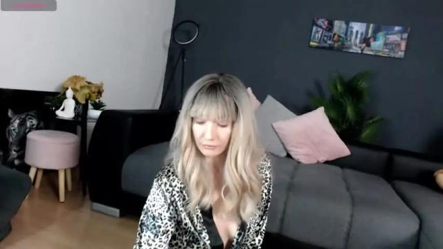 Image 6 of siaonex Stream on Chaturbate on 19 months ago
