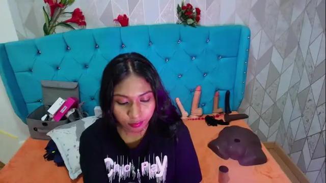 Image 12 of siarawuayuu Stream on Chaturbate on 1 day ago