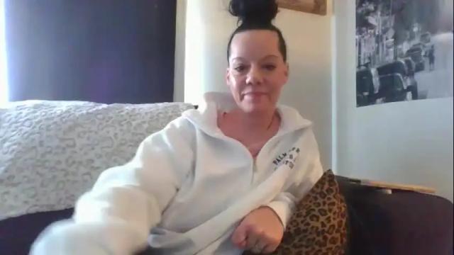 Image 2 of sidneyraee Stream on Chaturbate on 23 days ago