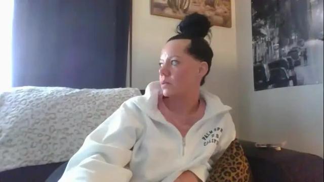 Image 4 of sidneyraee Stream on Chaturbate on 23 days ago