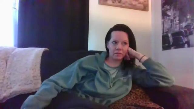 Image 2 of sidneyraee Stream on Chaturbate on 16 days ago